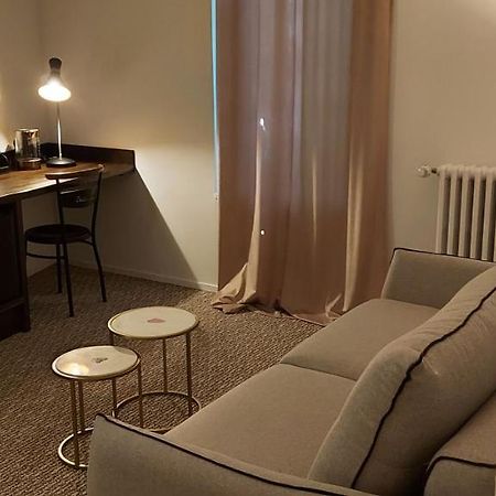 Auberge Le Petit Mas إسوار المظهر الخارجي الصورة